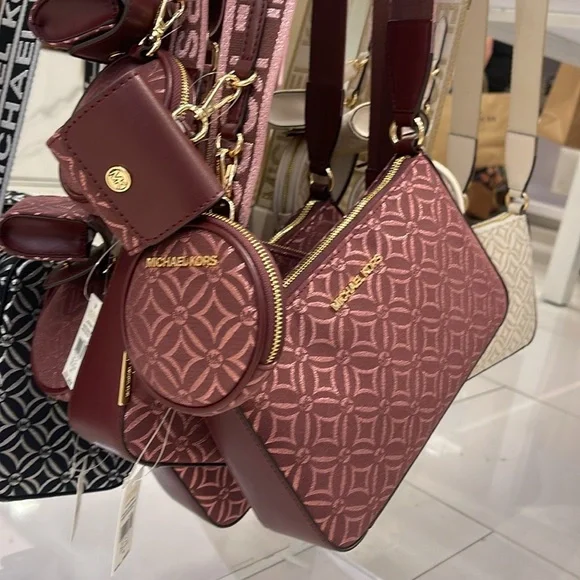 MICHAEL KORS Jet Set Travel Small Logo Jacquard Crossbody With Tech Attach - NWT - Picture 8 of 16